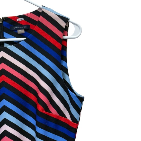 Tommy Hilfiger Sleeveless Striped Crepe Scuba Dress. Size 8 - Picture 3 of 11